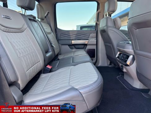Used 2025 Ford F350 Platinum w/ Platinum Plus Package image 28