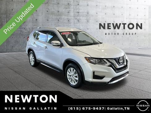 Used 2020 Nissan Rogue SV FWD image 1