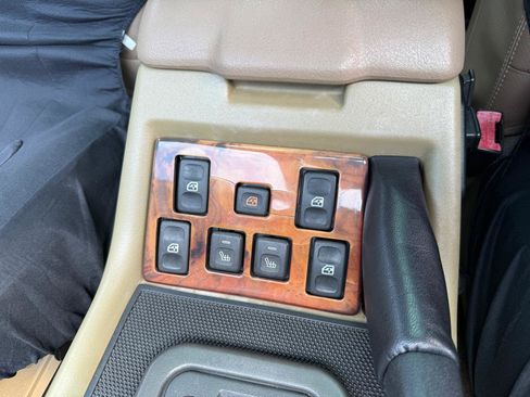 Used 1998 Land Rover Discovery LE AWD/4WD image 38