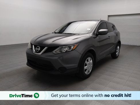 Used 2017 Nissan Rogue Sport S image 1