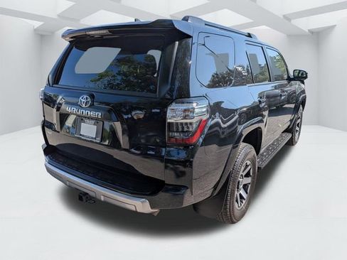 Used 2022 Toyota 4Runner TRD Off-Road AWD/4WD image 5
