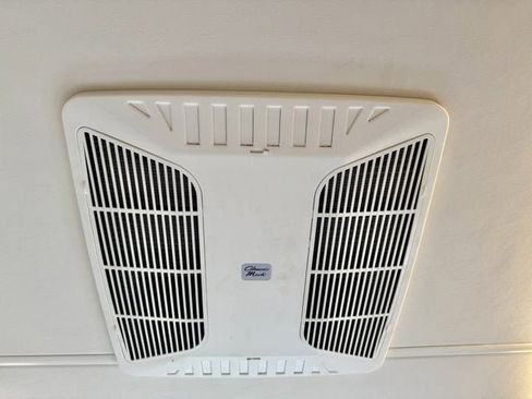 Used 2022 Mercedes-Benz Sprinter 3500 image 48