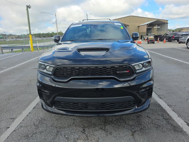 Used 2023 Dodge Durango R/T RWD image 2