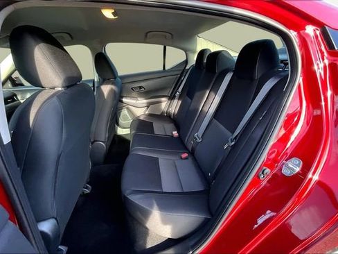 Used 2024 Nissan Sentra SV image 16