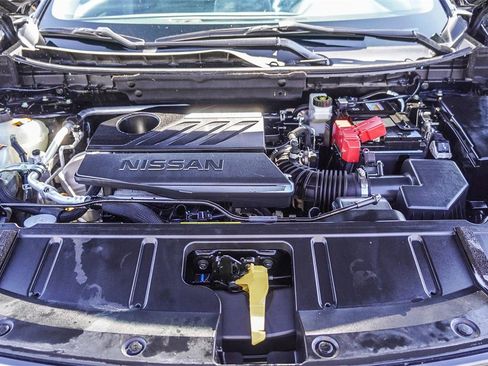 Used 2024 Nissan Rogue SV image 26