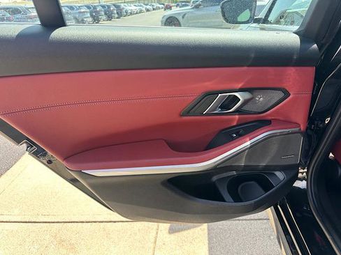 Certified 2024 BMW 330i xDrive Sedan w/ Premium Package AWD/4WD image 18