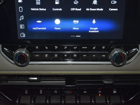Used 2023 Chevrolet Colorado ZR2 w/ Desert Boss Special Edition AWD/4WD image 36