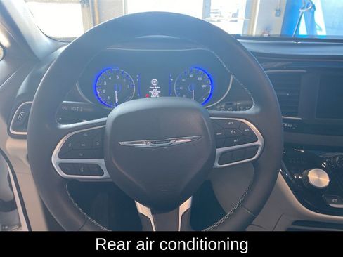 Used 2023 Chrysler Voyager LX image 6