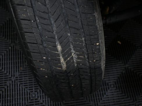 Used 2025 Jeep Gladiator Sport image 17