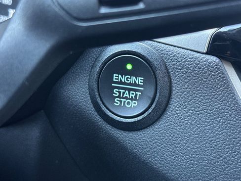 Certified 2022 Ford Escape SE FWD image 23
