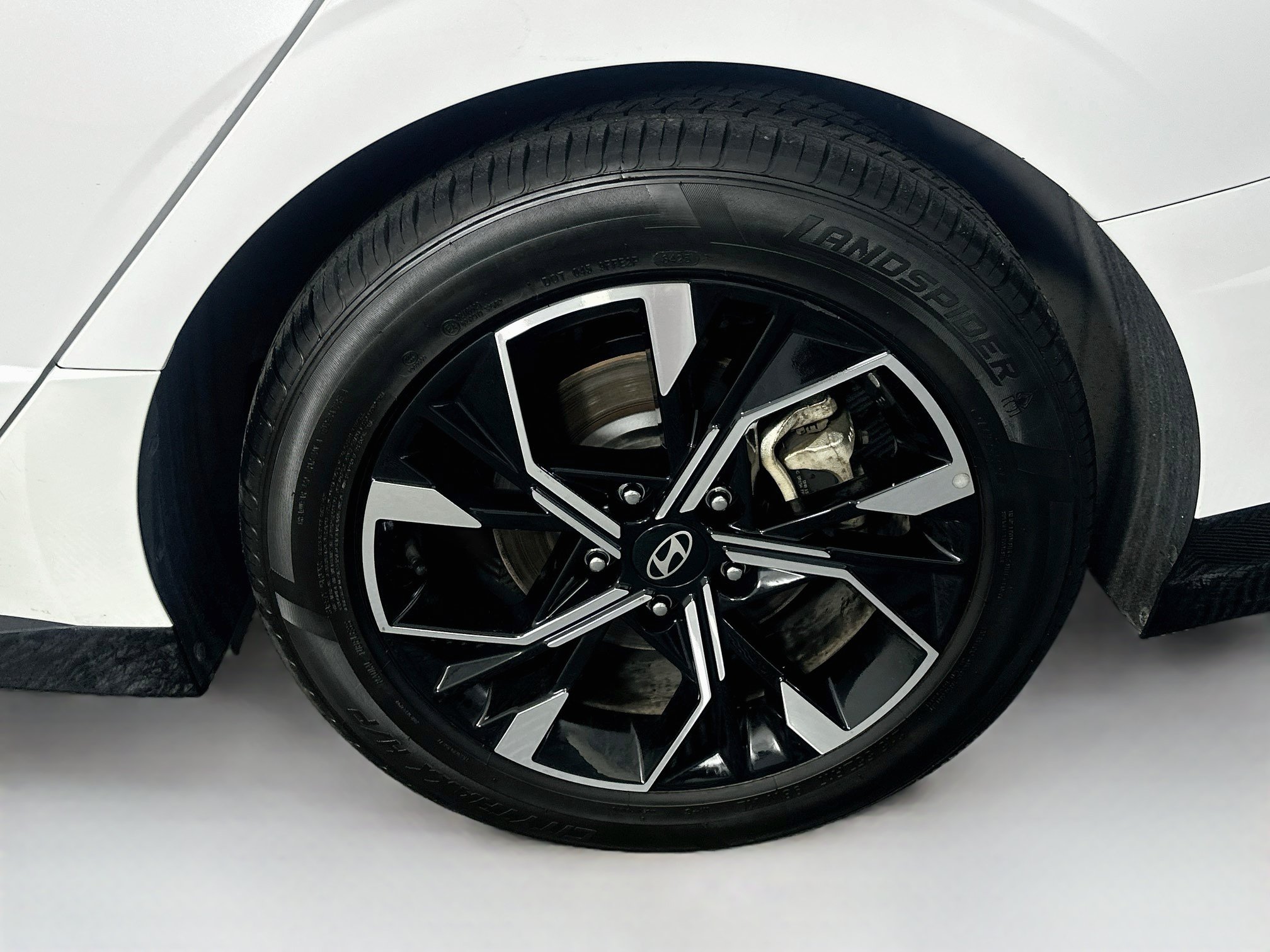 Used 2025 Hyundai Sonata SEL FWD image 11