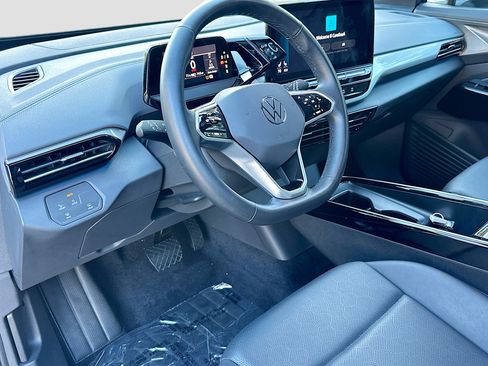 Used 2024 Volkswagen ID.4 S image 9