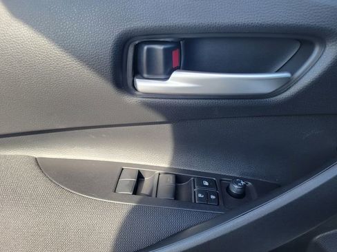 Used 2026 Toyota Corolla SE image 13