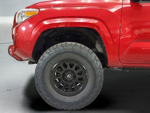 Used 2021 Toyota Tacoma SR w/ SR Convenience Package RWD image 36