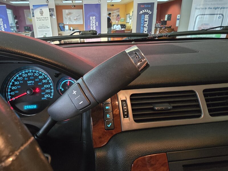 Used 2012 Chevrolet Suburban LTZ AWD/4WD image 28