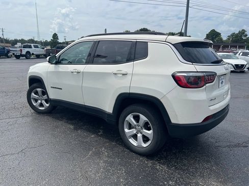 Used 2020 Jeep Compass Latitude w/ Cold Weather Group AWD/4WD image 5
