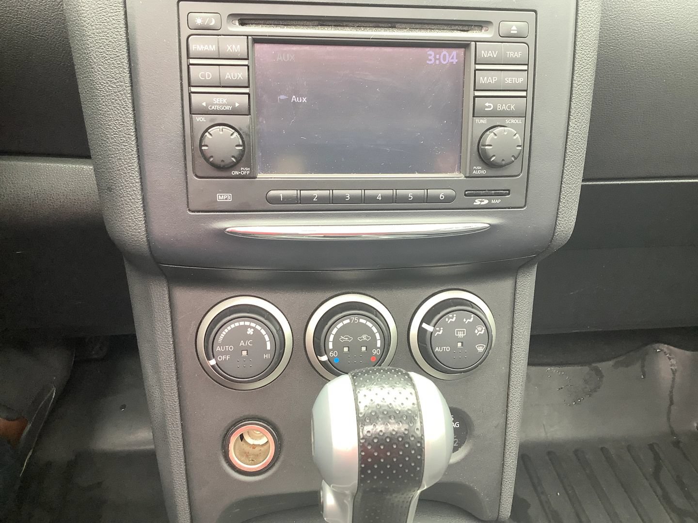 Used 2013 Nissan Rogue SL AWD/4WD image 29