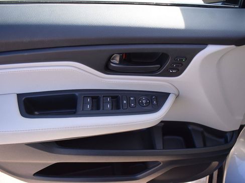 Certified 2025 Honda Odyssey EX-L image 25