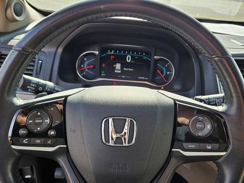 Used 2019 Honda Pilot Touring image 25