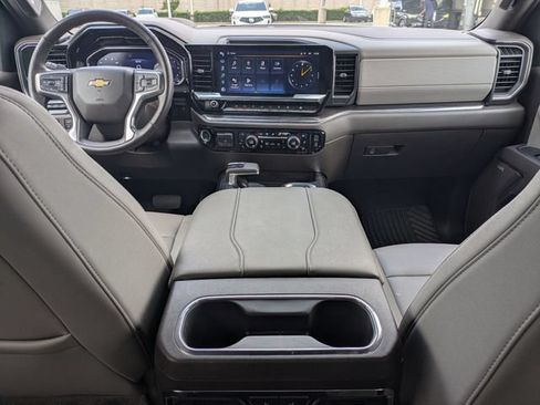 Used 2024 Chevrolet Silverado 1500 LTZ w/ Technology Package AWD/4WD image 23