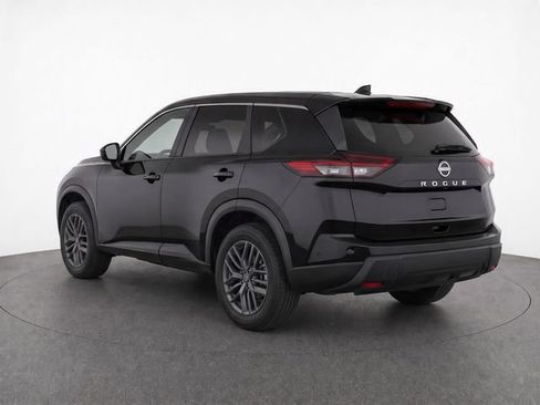Used 2024 Nissan Rogue S FWD image 7