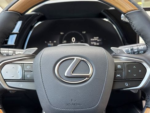 New 2026 Lexus RX 450h AWD w/ Convenience Package image 26