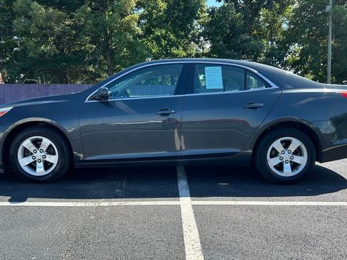 Used 2016 Chevrolet Malibu LS image 4