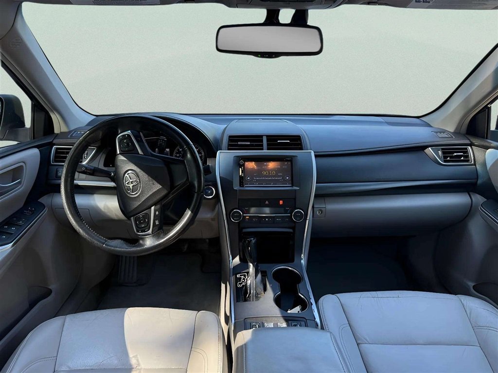 Used 2015 Toyota Camry XLE w/ Moonroof Package FWD image 22