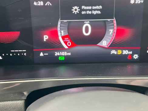 Used 2023 Volkswagen Tiguan SE R-Line image 12