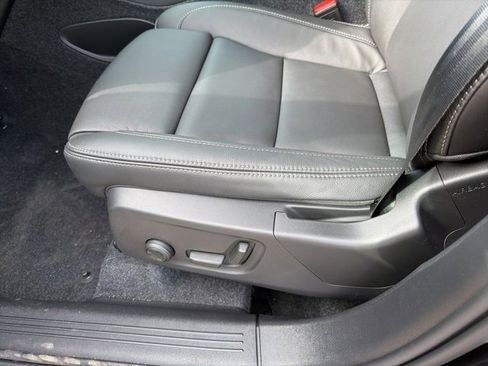 New 2026 Volvo XC40 B5 Plus w/ Protection Package Premier image 11