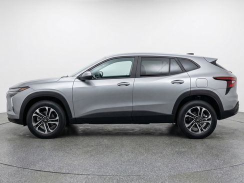 Used 2025 Chevrolet TrailBlazer LT image 5