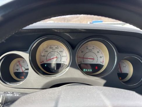 Used 2012 Dodge Challenger SXT Plus image 19