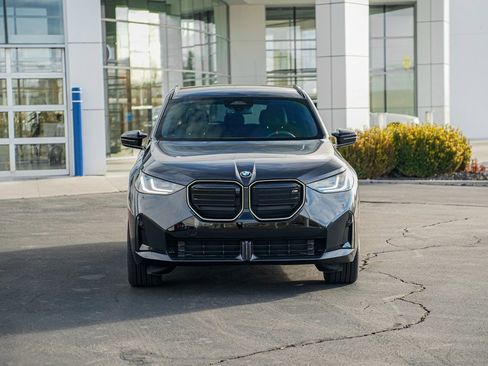 Used 2025 BMW X3 M50 w/ Premium Package image 2