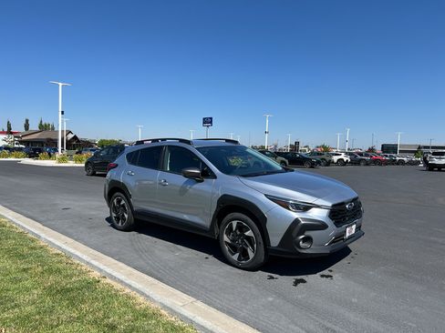 Certified 2026 Subaru Crosstrek 2.5i Limited w/ Crosstrek Mirror Package AWD/4WD image 9
