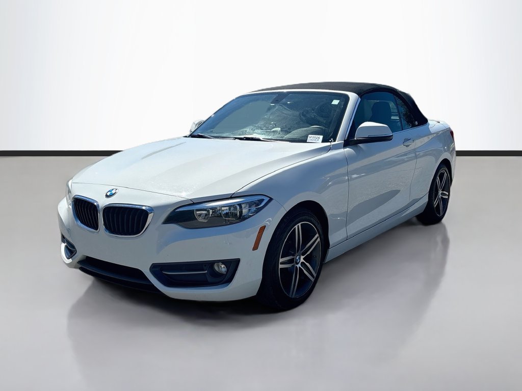 Used 2017 BMW 230i xDrive Convertible AWD/4WD image 4