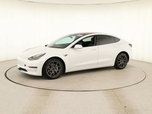 Used 2018 Tesla Model 3 Long Range AWD/4WD image 12