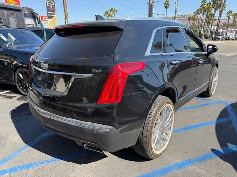 Used 2017 Cadillac XT5 Luxury FWD image 7