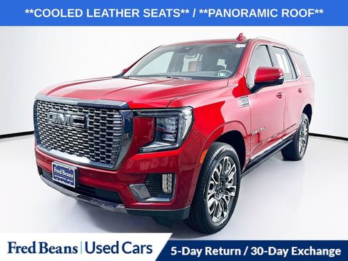 Used 2024 GMC Yukon Denali Ultimate AWD/4WD image 3
