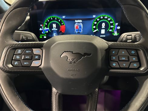 Used 2024 Ford Mustang Dark Horse image 23