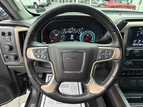 Used 2018 GMC Sierra 3500 Denali image 27