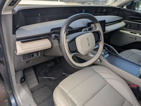 Certified 2024 Lincoln Nautilus Reserve w/ Equipment Group 202A AWD/4WD image 12