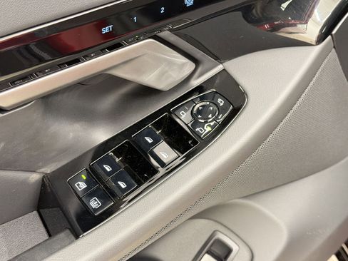 New 2026 BMW 530i RWD image 18