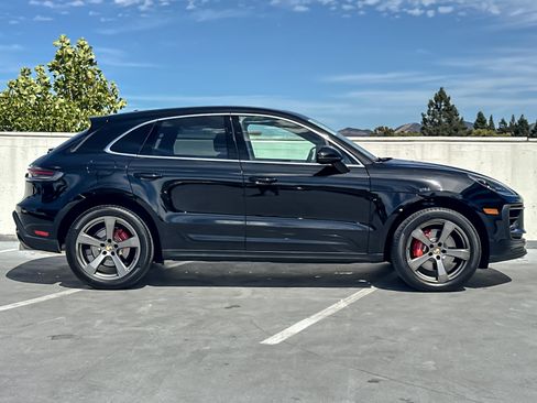 Certified 2023 Porsche Macan S AWD/4WD image 10