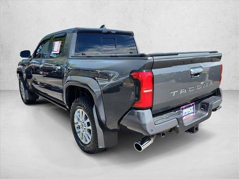 Used 2025 Toyota Tacoma Limited AWD/4WD image 3