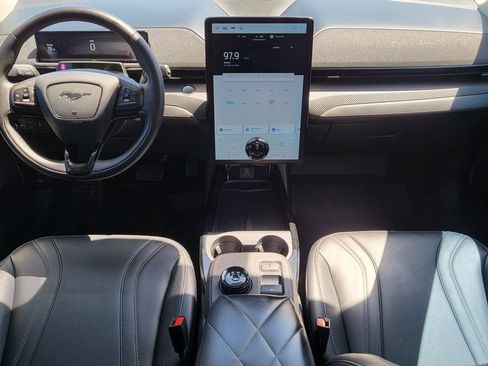 Used 2022 Ford Mustang Mach-E Premium RWD image 5