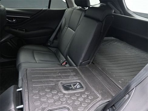 Used 2023 Subaru Outback Limited w/ Popular Package #2 image 22