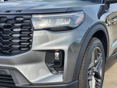 New 2026 Ford Explorer ST-Line RWD image 10