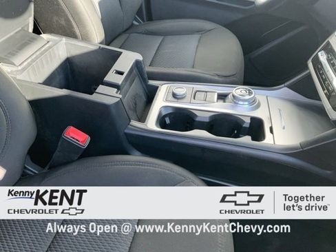 Used 2022 Ford Explorer XLT w/ Class IV Trailer Tow Package image 18