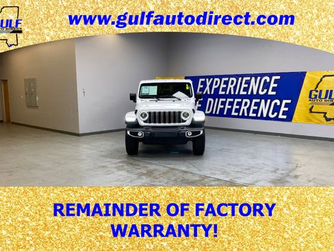 Used 2025 Jeep Wrangler Sahara image 3