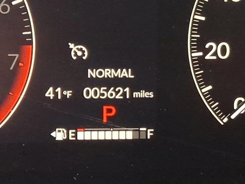 Used 2024 Honda HR-V LX image 19